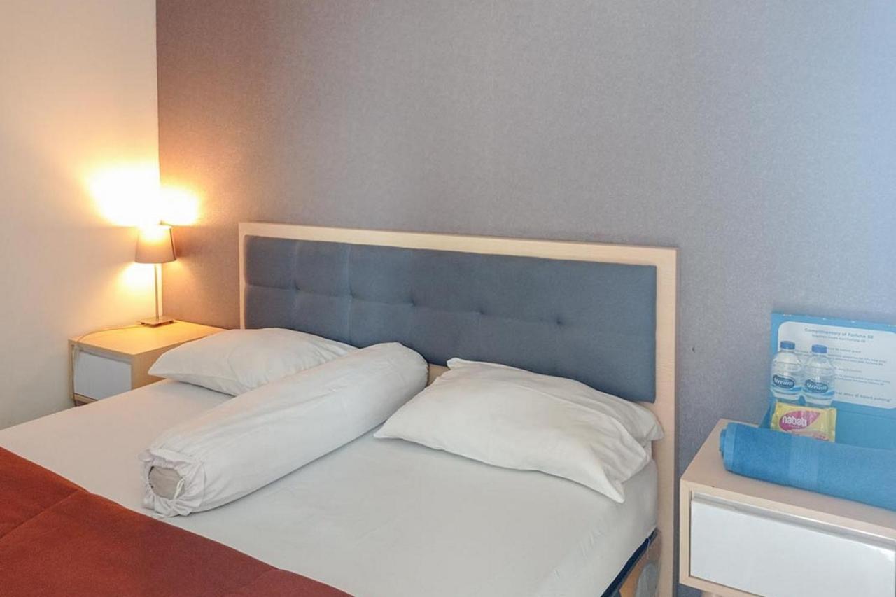 Redliving Apartemen Grand Kamala Lagoon - Pekayon Tower Barclay North Bekasi Bagian luar foto
