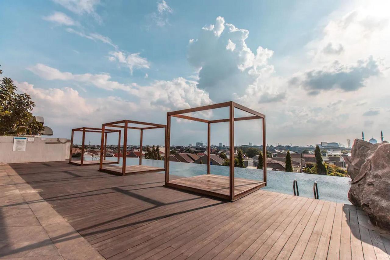 Redliving Apartemen Grand Kamala Lagoon - Pekayon Tower Barclay North Bekasi Bagian luar foto