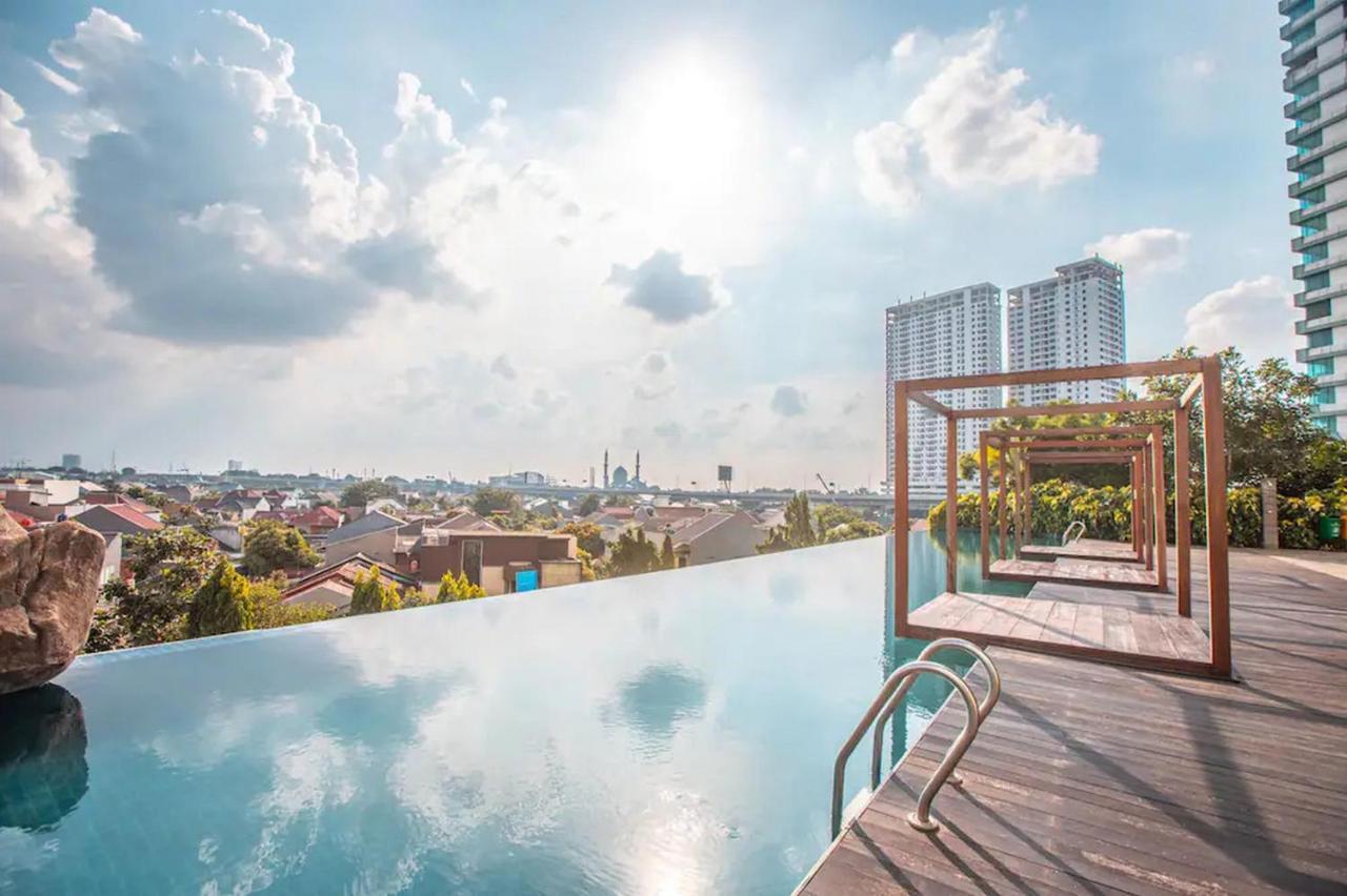 Redliving Apartemen Grand Kamala Lagoon - Pekayon Tower Barclay North Bekasi Bagian luar foto